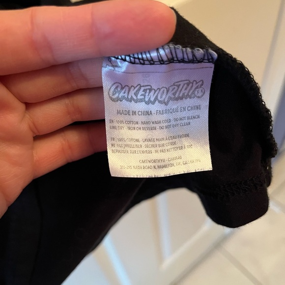 Strawberry Shortcake x Cakeworthy |Graphic Tee Black Size M | Unisex 🍓 - Picture 5 of 10